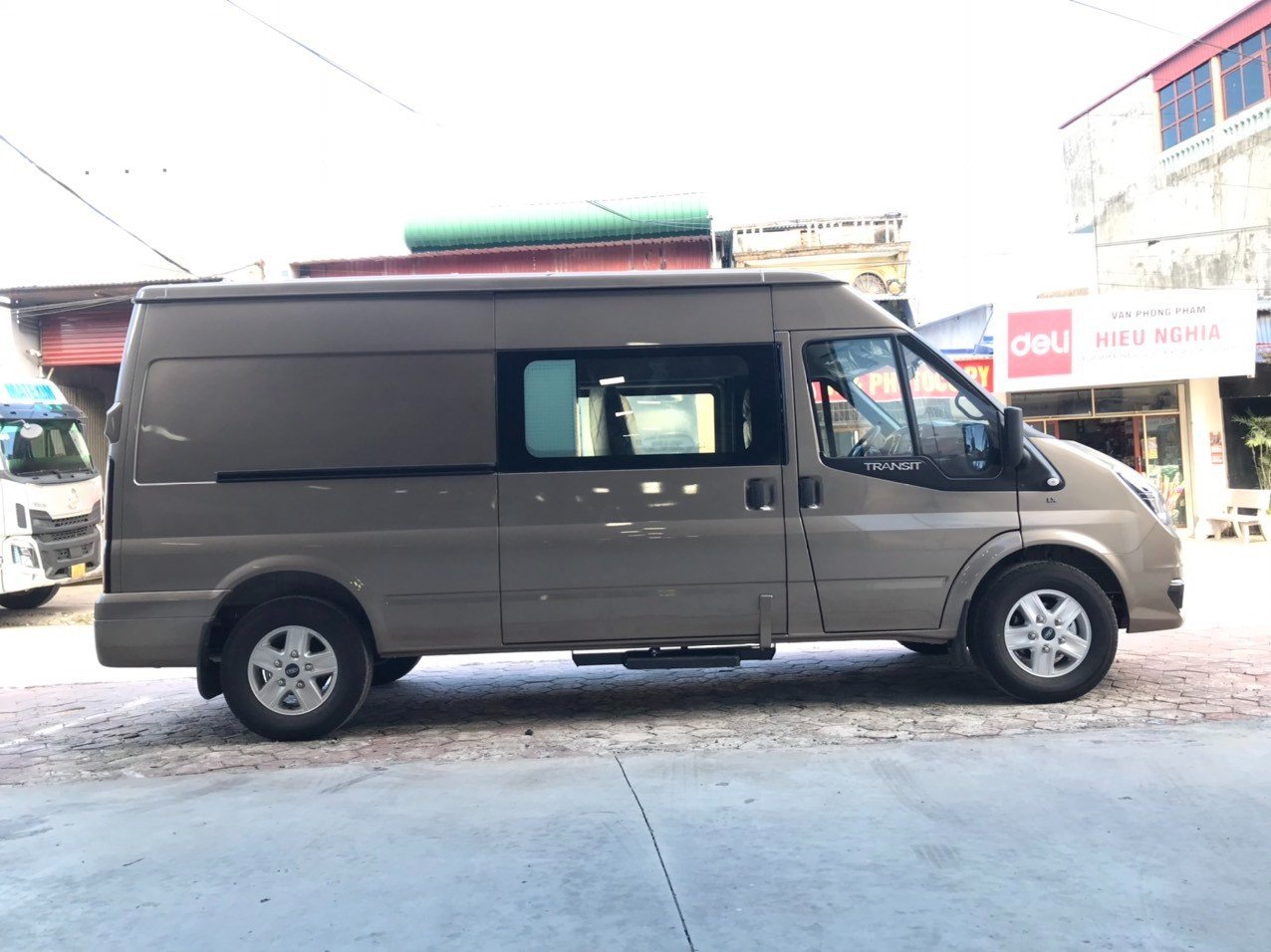 Transit Tải Van